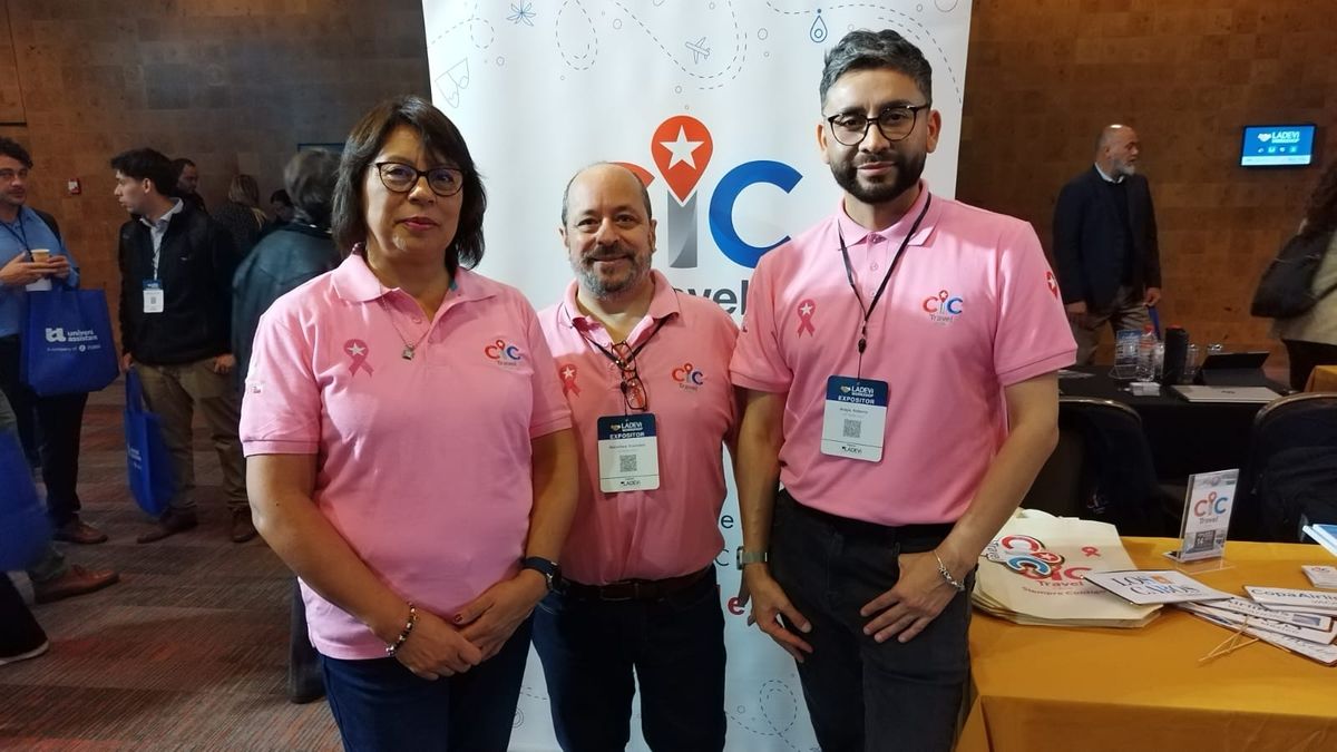 Alejandra Bustamante, Francisco Necochea y Roberto Araya representando a CIC Travel en el marco del primer Ladevi Workshop de 2026.