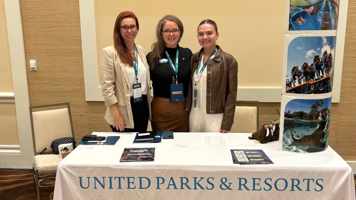 La sesión concentró expositores como Disney Destinations, Go Pegasus, United Parks and Resorts, Meliá Orlando Celebration, entre otros. La sesión concentró expositores como Disney Destinations, Go Pegasus, United Parks and Resorts, Meliá Orlando Celebration, entre otros.