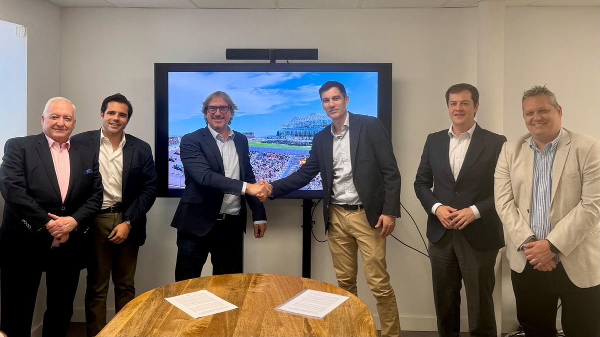 José Luis Méndez Álvarez (Co-presidente FEMAV), Víctor García (Commercial Director MATCH Hospitality), Carlos Tecles (CEO MATCH Hospitality Europe), César Gutiérrez Calvo (Co-presidente FEMAV), Luis Martin Izquierdo (Viceconsejero Cultura, Turismo y Deporte de la Comunidad de Madrid), Iván Méndez (FEMAV).