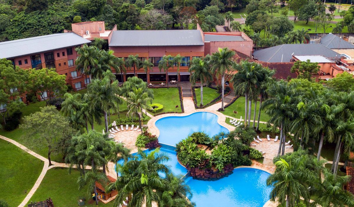 Iguazú Grand Hotel, 5 estrellas en plena selva de Misiones.