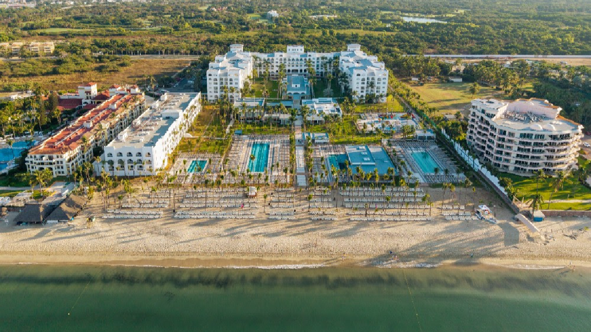 Descubrí cuál es el fascinante hotel de las costas de México que reabre sus puertas.