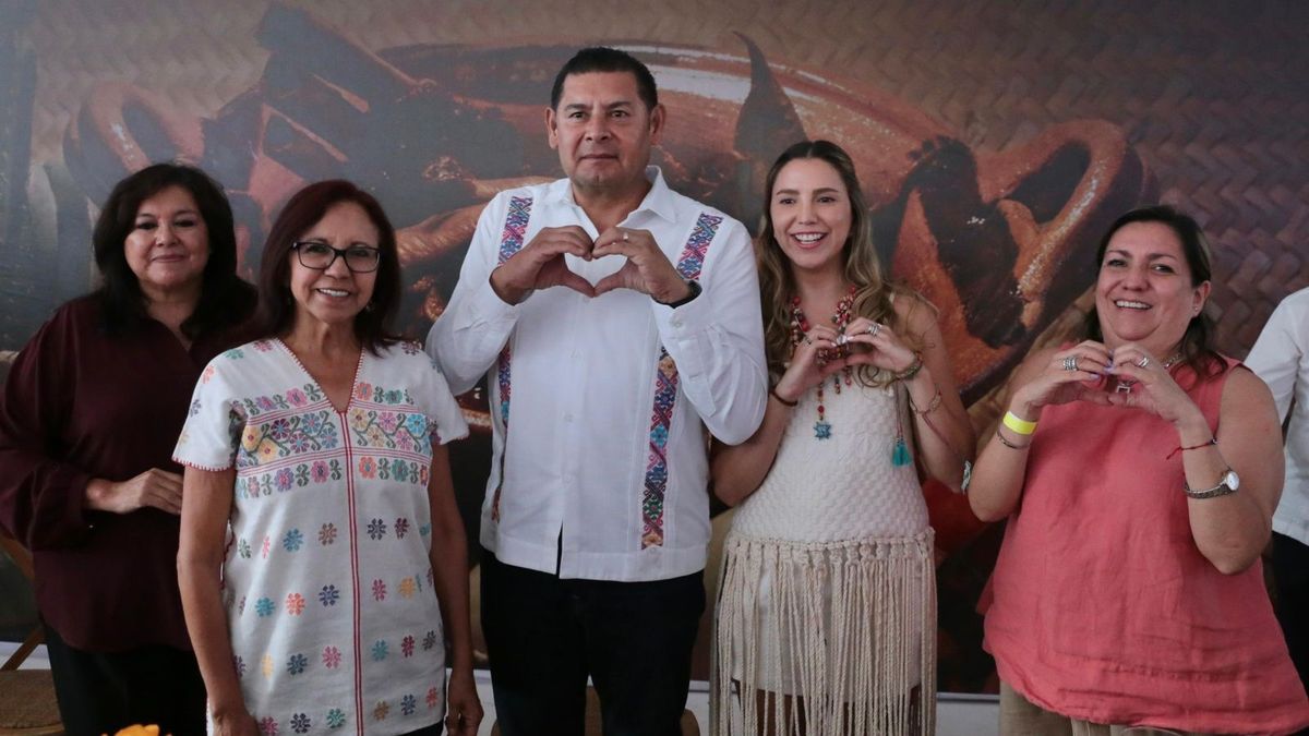 Puebla dio inicio al Festival del Mole de Caderas, durante el cual se estima&nbsp;una derrama económica de 100 millones de pesos.