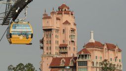 altText(Disney Skyliner: un medio de transporte entre los parques)}