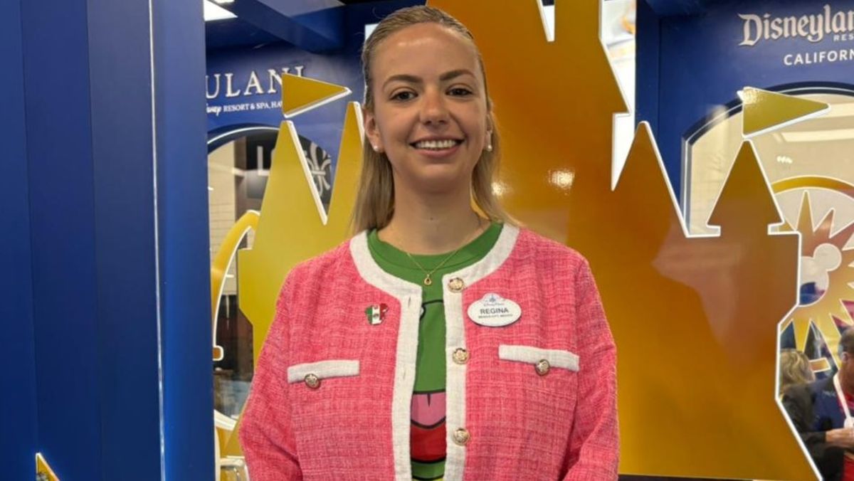Regina Osuna, gerente de ventas de Disney Destinations para México y Colombia, durante una entrevista en el marco del IPW 2026.