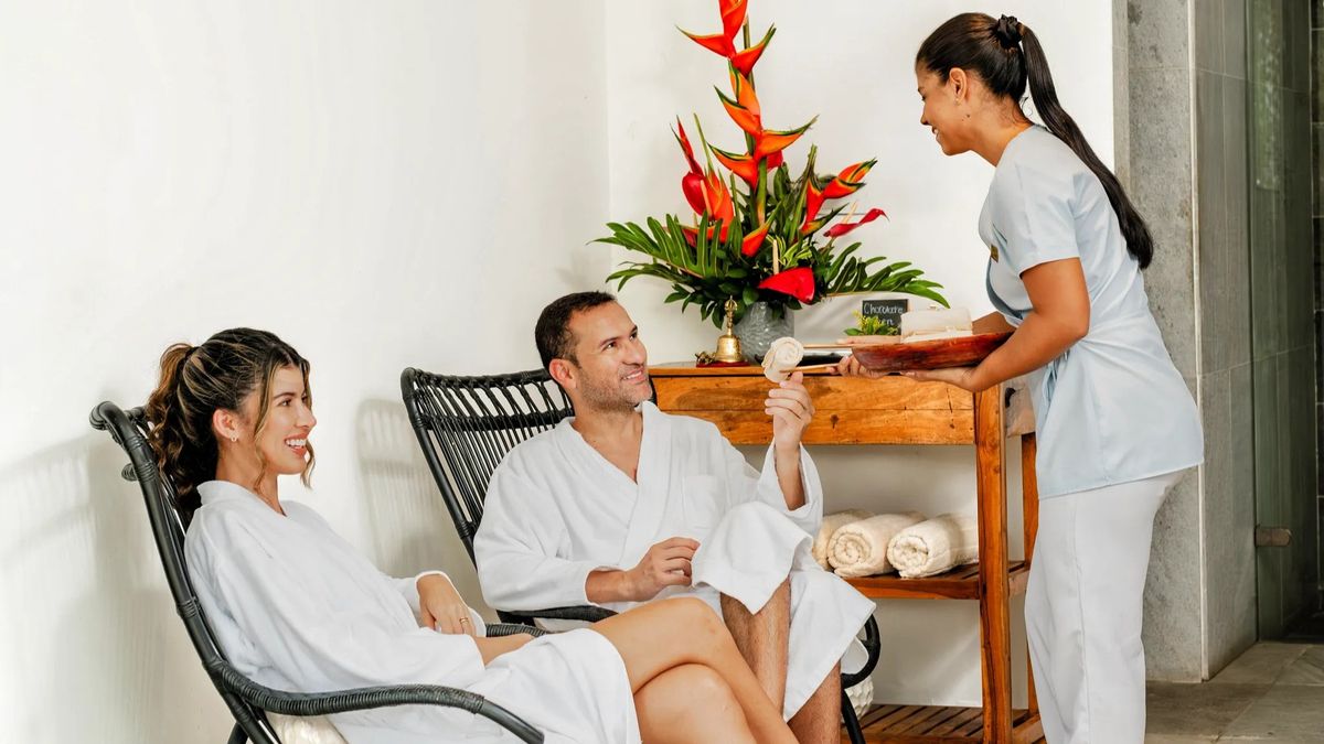 Disfruta de un refugio de relajación en el lujoso Dreams Karibana Cartagena. Disfruta de un refugio de relajación en el lujoso Dreams Karibana Cartagena.