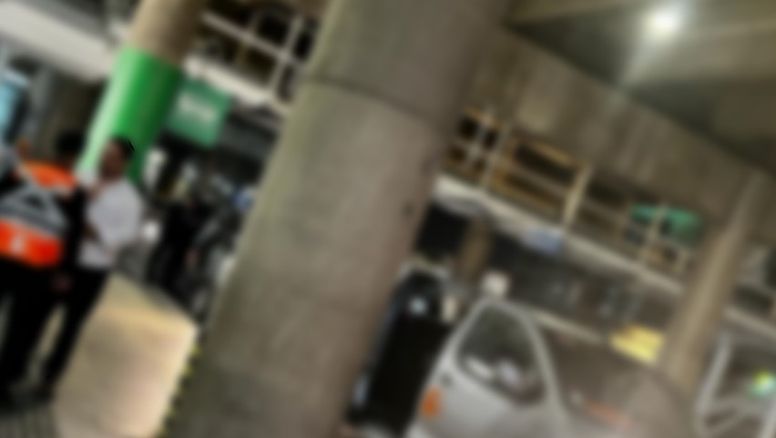 Cabify será el transporte oficial del Aeropuerto de Santiago tras vencer a Transvip en la última licitación. (Imagen Archivo)