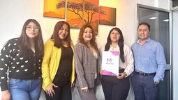 Equipo de la mayorista Mega Touring, encabezado por su gerente general Carla Aguirre. La compañía ofrece opciones de turismo deportivo, conciertos, entre otros programas.