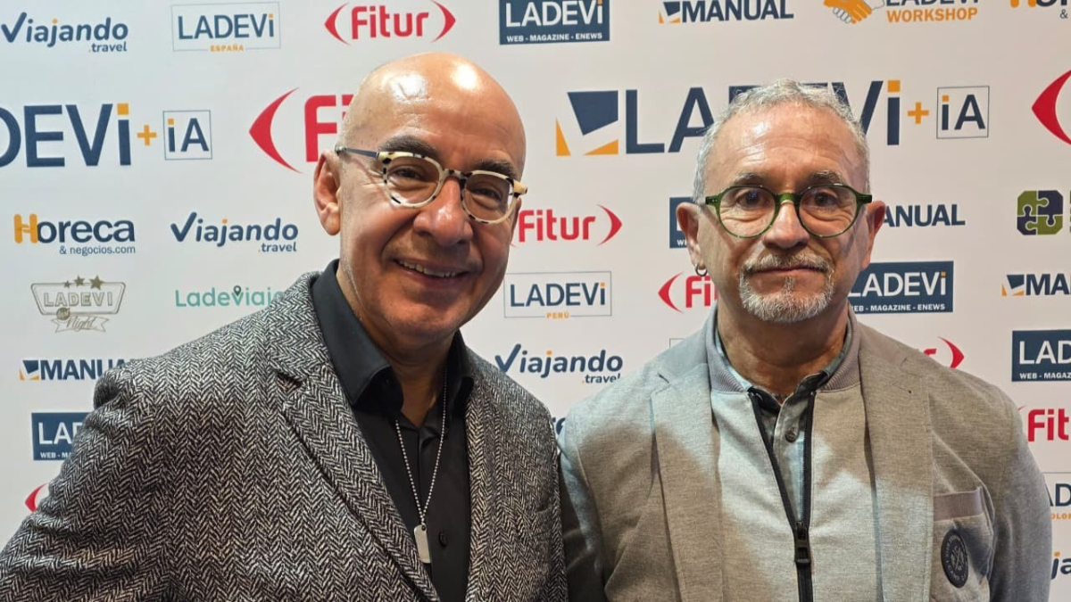 Erwin Romero y Jaime Rogel, fundadores de J&E Cruceristas, en Fitur 2026.