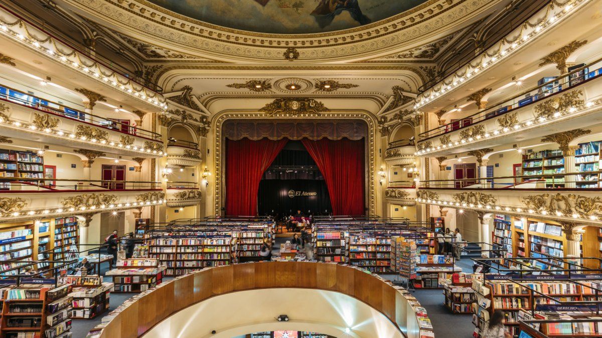 Aprovechá un día lluvioso en Buenos Aires para visitar el Ateneo Gran Splendid.