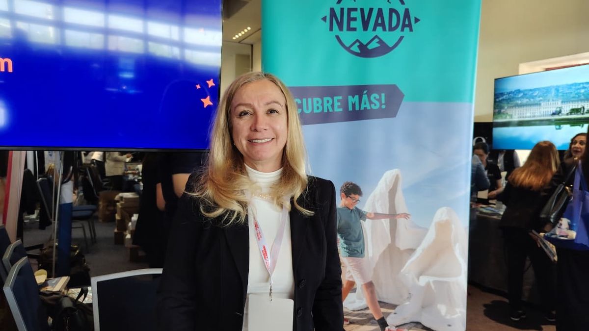 Elisa Loyo, de Travel Nevada, destacó los viajes carreteros y la exploración de destinos rurales.