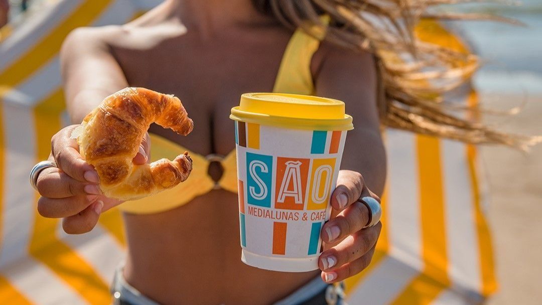 Verano en Mar delPlata: las medialunas tienen un gran sabor a manteca y mucho almíbar.&nbsp;