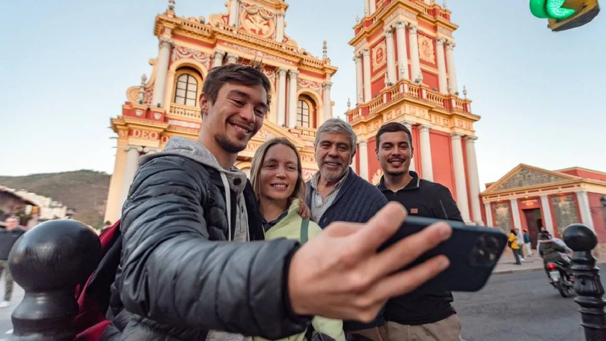 Este es el calendario completo de actividades en Salta para la Semana Santa 2025.