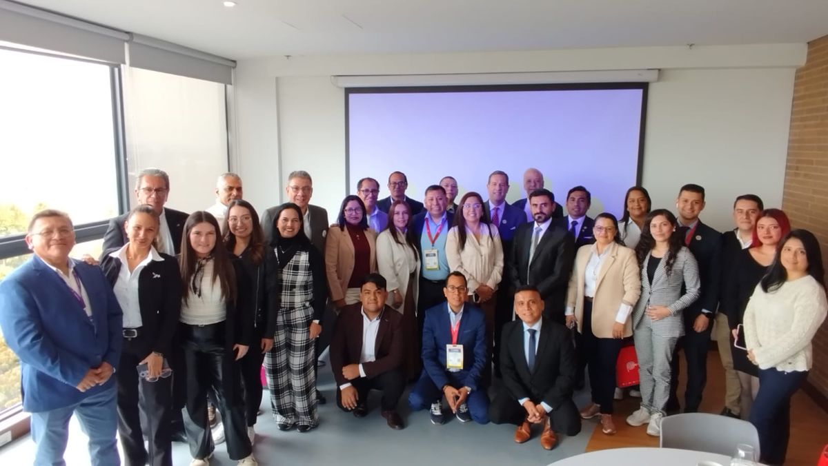 Capacitación de Asotur y PromPerú en Colombia fue todo un éxito. - Ladevi Medios y Soluciones Capacitación de Asotur y PromPerú en Colombia fue todo un éxito.