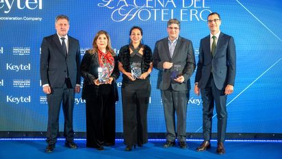 Asistentes y premiados a la quinta edición de la Cena del Hotelero de Keytel, celebrada en Madrid