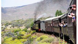 altText(Verano en la Patagonia: todo lo que tenés que saber sobre La Trochita)}