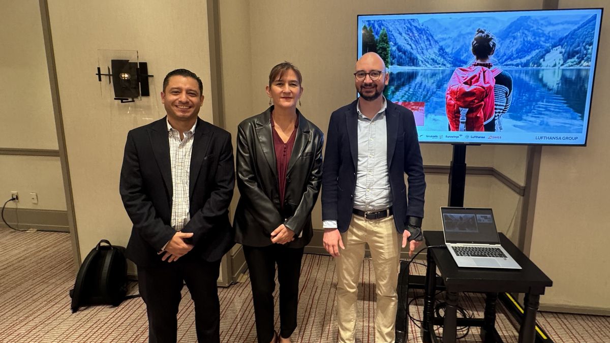 Diego Garcia, Sales Manager de Kuoni Tumlare; Elena Buenaventura, Account Manager en Lufthansa Group; y Sergio Scheiwiller, Sales manager de Titlis, destino icónico de Suiza.