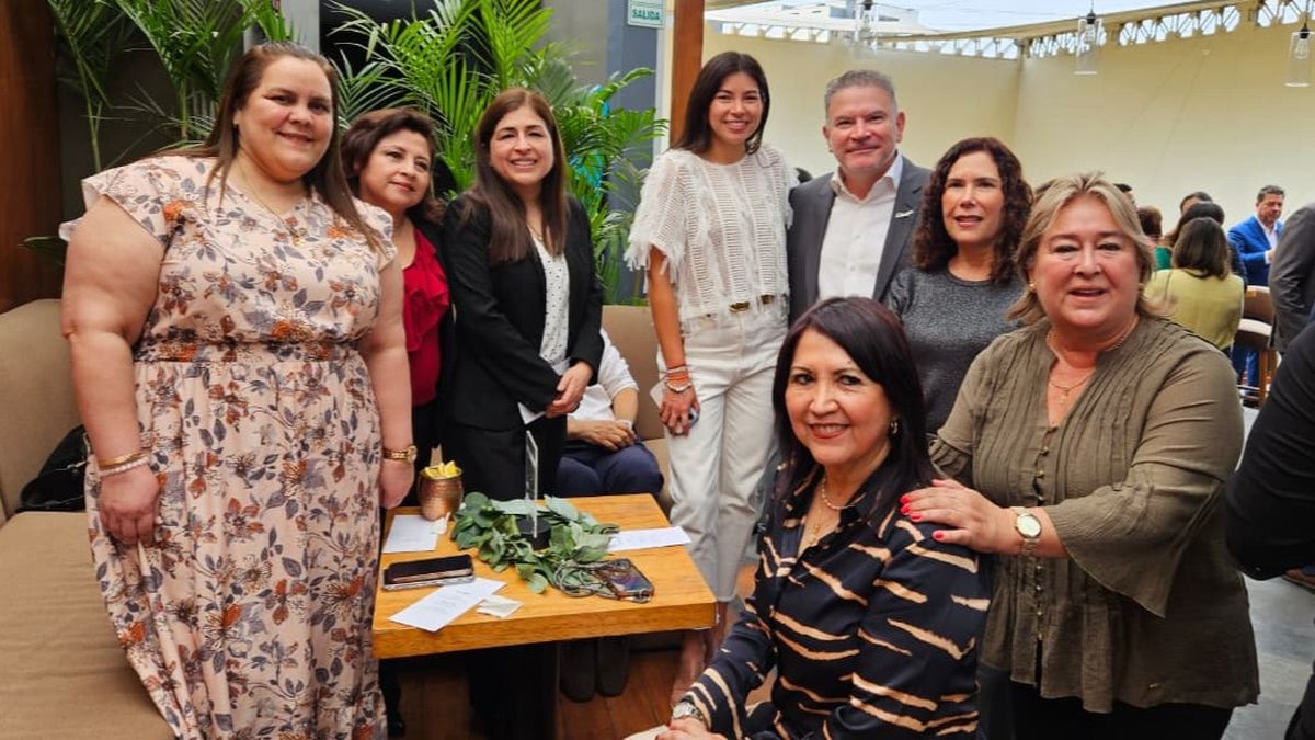 JetSmart entra en fase de madurez y fortalece el ecosistema de agencias y operadores. JetSmart entra en fase de madurez y fortalece el ecosistema de agencias y operadores.