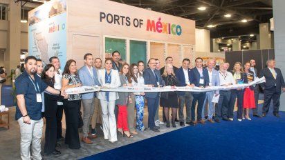 Puerto Vallarta generó nuevos contactos con importantes navieras y fortaleció relaciones comerciales con socios estratégicos en el marco del Seatrade Cruise Global 2024. Puerto Vallarta generó nuevos contactos con importantes navieras y fortaleció relaciones comerciales con socios estratégicos en el marco del Seatrade Cruise Global 2024.