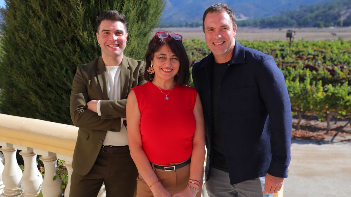 Pacific Reps: Diego Álvarez, Jacqueline Vergara, Richard Watkinson.