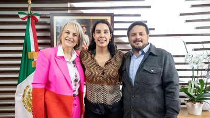 Nathalie Desplas, Josefina Rodríguez Zamora, titular de Sectur; y Sebastián Ramírez Mendoza.