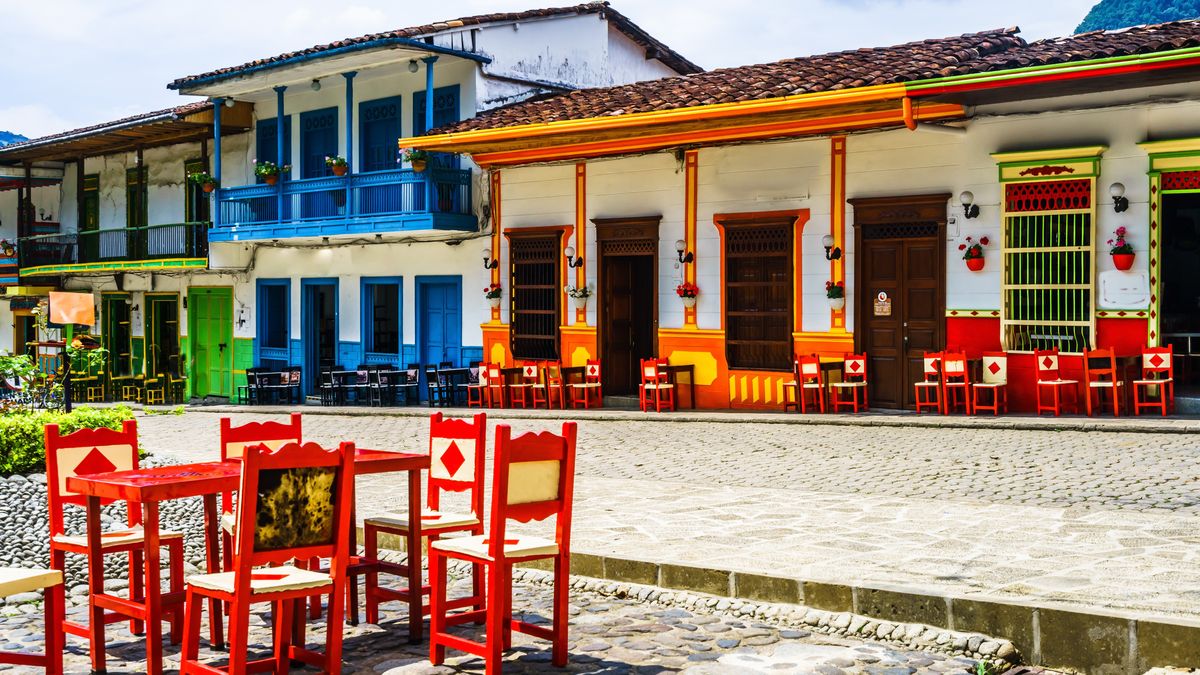 Colombia, destinos en Antioquia, turismo urbano y rural, pueblos turísticos, viajes por Antioquia. Colombia, destinos en Antioquia, turismo urbano y rural, pueblos turísticos, viajes por Antioquia.