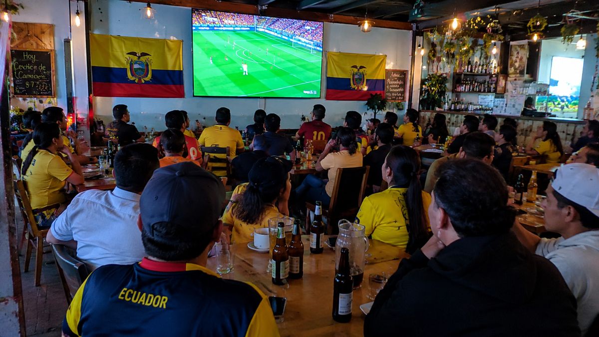 La reciente declaratoria de feriado por la victoria de Ecuador ante Alemania ha generado debate, por su impacto en la economía.&nbsp;