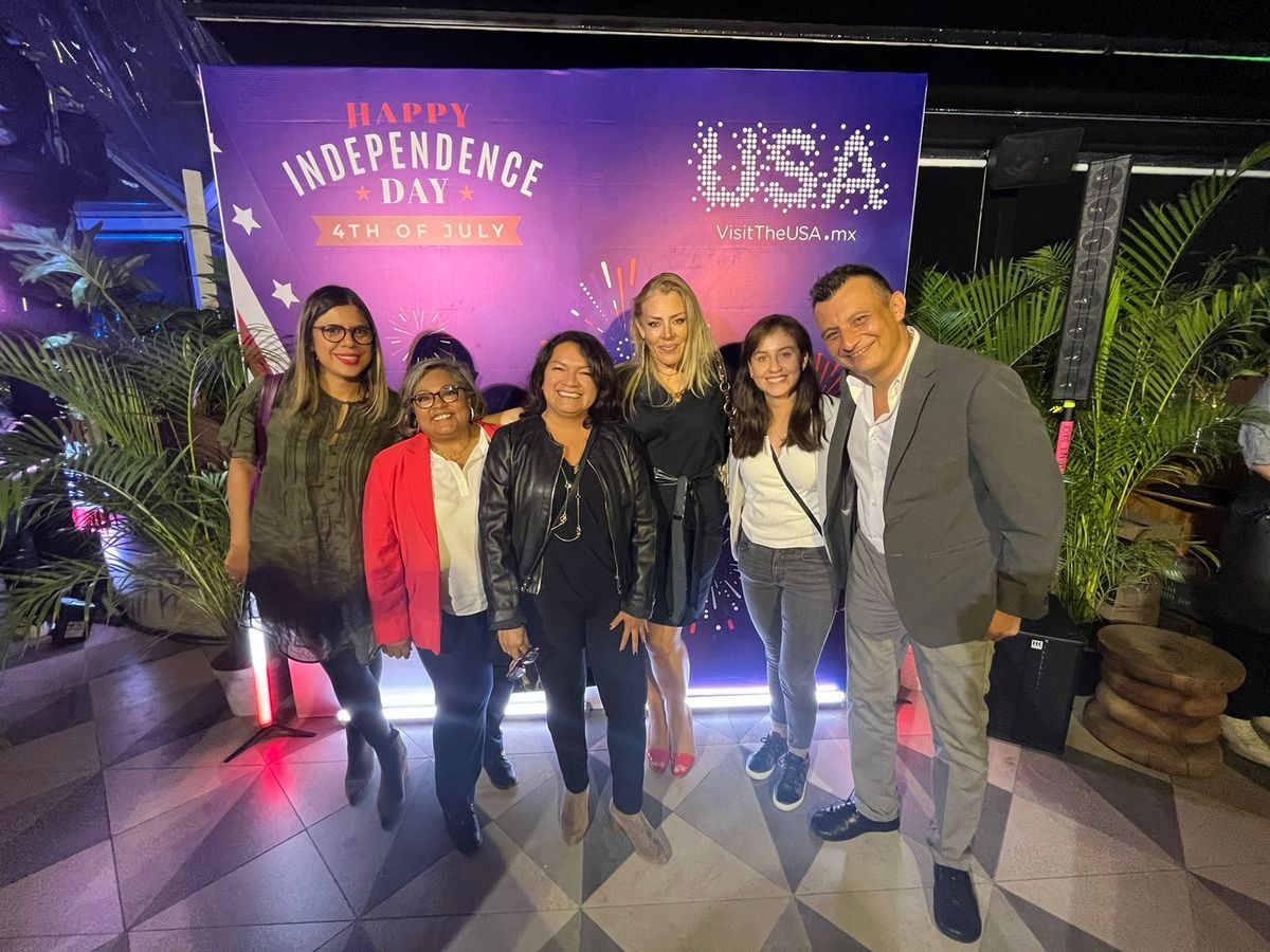 La oficina regional de Brand USA celebró el la 245° conmemoración del Día de la Independencia de Estados Unidos en compañía de operadores y agentes de viajes.&nbsp;