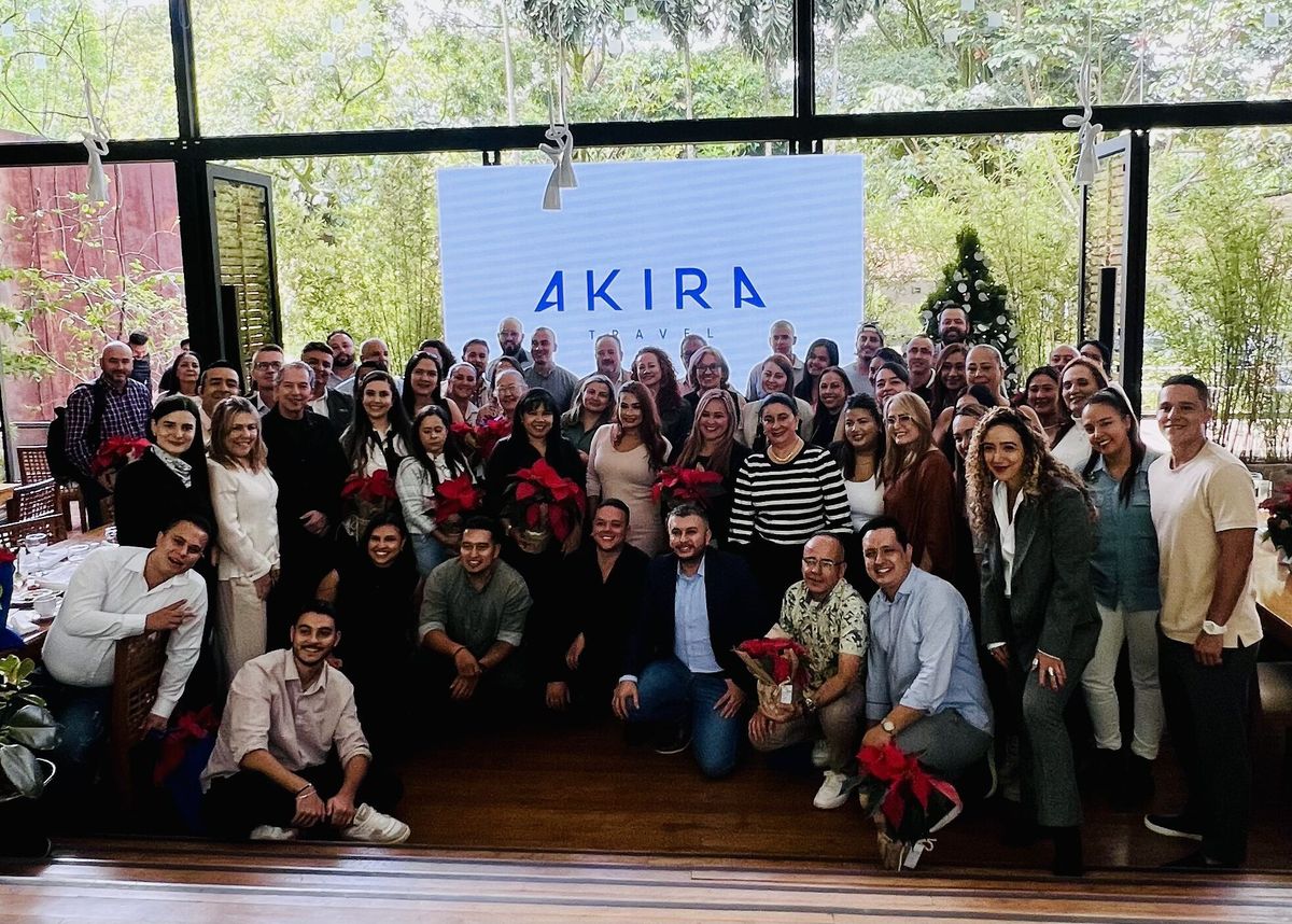 Lanzamiento de la nueva imagen de Akira Travel.