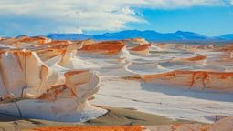 altText(Turismo en Argentina: así es el fascinante Campo de Piedra Pómez, una joya enigmática en Catamarca)}