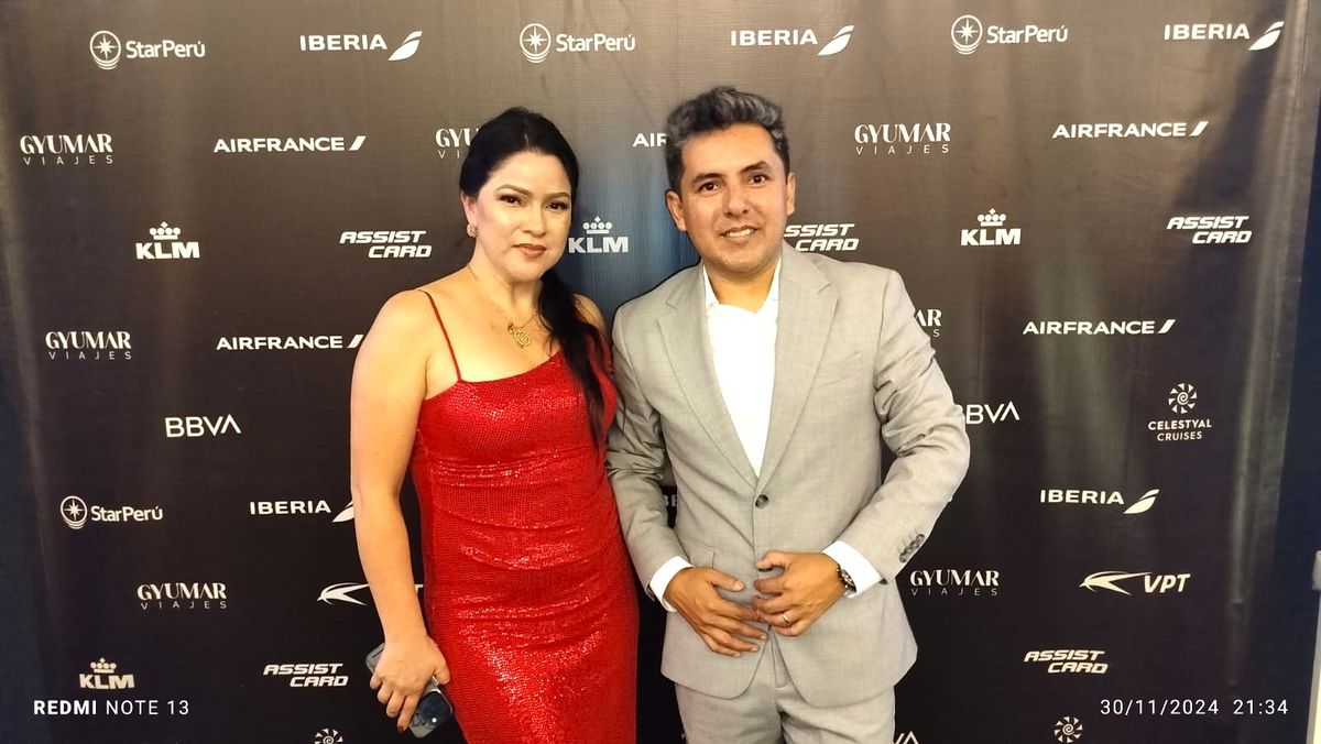 Jorge Caro y Syntya Pintado, representantes de Gyumar Viajes liderando los 15 años de viajes inolvidables.