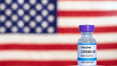 La decisión sobre las vacunas que serán aceptadas para ingresar a Estados Unidos es una cuestión clave.