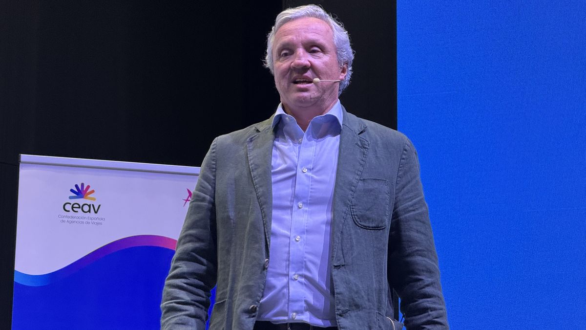 Carlos Garrido, presidente de CEAV, en la clausura de la 8 Cumbre Mundial de Asociaciones de Agencias de Viajes.