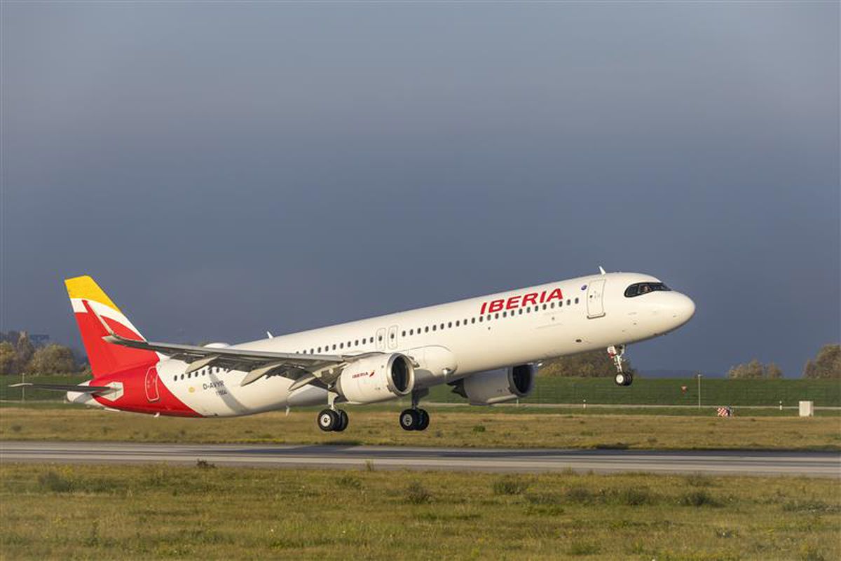 Iberia es el cliente de lanzamiento del novedoso Airbus A321XLR. - Ladevi Medios y Soluciones Iberia es el cliente de lanzamiento del novedoso Airbus A321XLR.