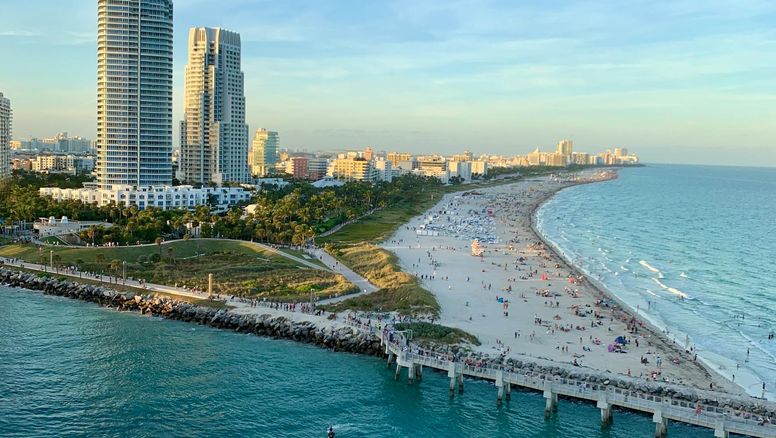 Florida publica su balance turístico 2024 con cifras sin precedentes.