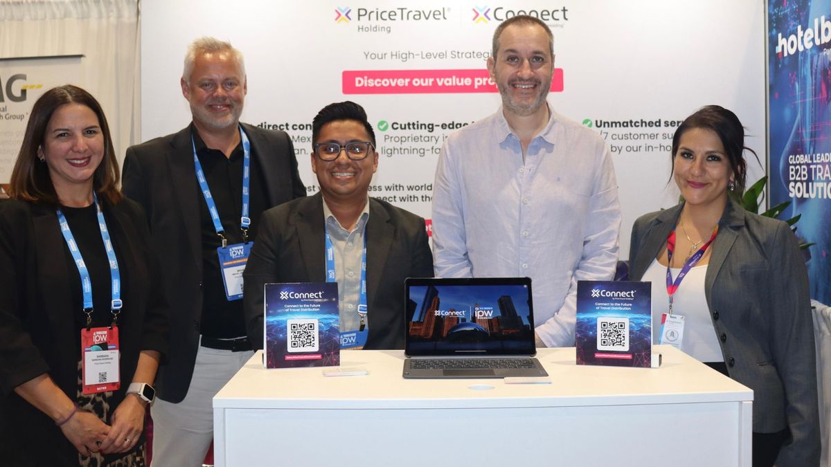 El equipo de PriceTravel durante IPW 2025 en Chicago.