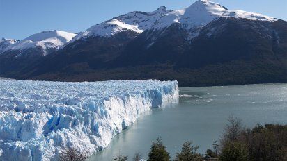 Santa Cruz le solicitó a Nación la autorización para realizar una experiencia piloto de turismo internacional con Chile.