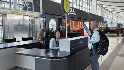 Skytrax reconoció por segundo año consecutivo al personal de servicio del Aeropuerto de Santiago como el mejor dentro de la región.&nbsp;