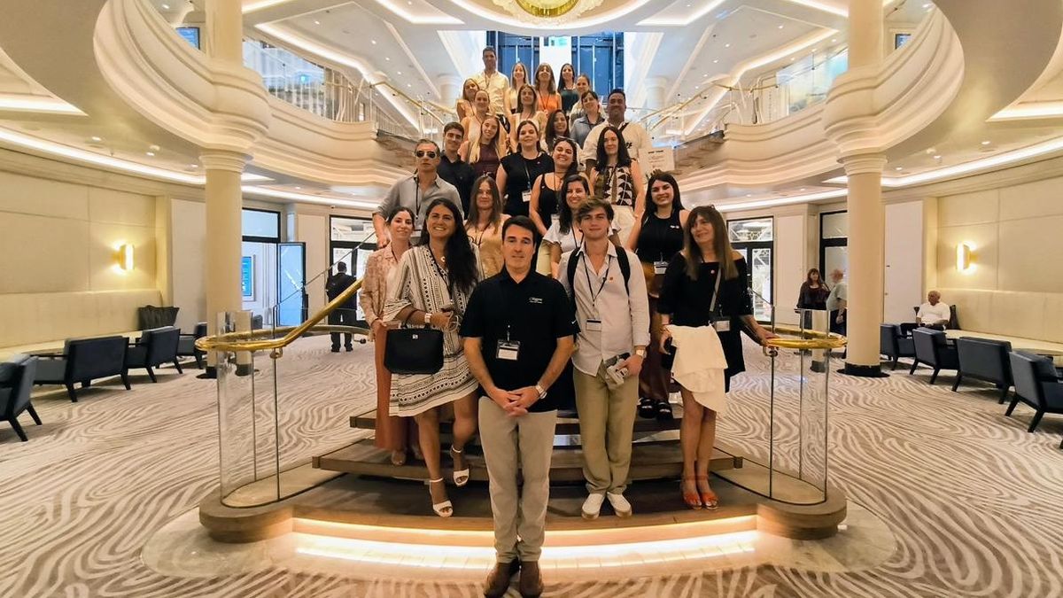 Los agentes de viajes recorrieron el Seven Seas Splendor de la mano de Vanguard Marketing.