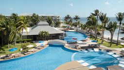 El Iberostar Selection Riviera Cancún está ubicado en un área privilegiada del Caribe mexicano, de cara al Mar de Cortés y a pocos minutos del Aeropuerto Internacional de Cancún.