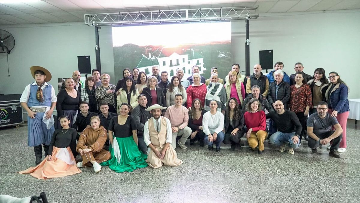 La Pampa le entregó a las regiones de Pampa Central y Puerta del Este sus mapas turísticos.&nbsp;