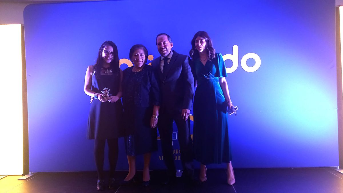 Representantes de aerolíneas participaron en evento de Polimundo.