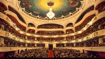 El Teatro Municipal de Santiago cuenta con más de 165 años de historia que podrás conocer este Día del Patrimonio.