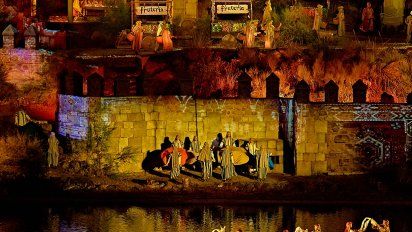 Para captar nuevos visitantes y conseguir que vuelvan los que ya conocen las instalaciones, Puy du Fou España ofrecerá este año tres nuevos espectáculos.