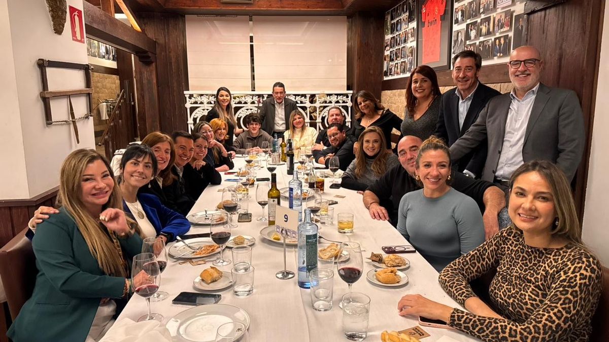 Operadores de todo Latinoamérica junto a directivos de Ávoris, de Welcome Incoming Services y Special Tours. Operadores de todo Latinoamérica junto a directivos de Ávoris, de Welcome Incoming Services y Special Tours.