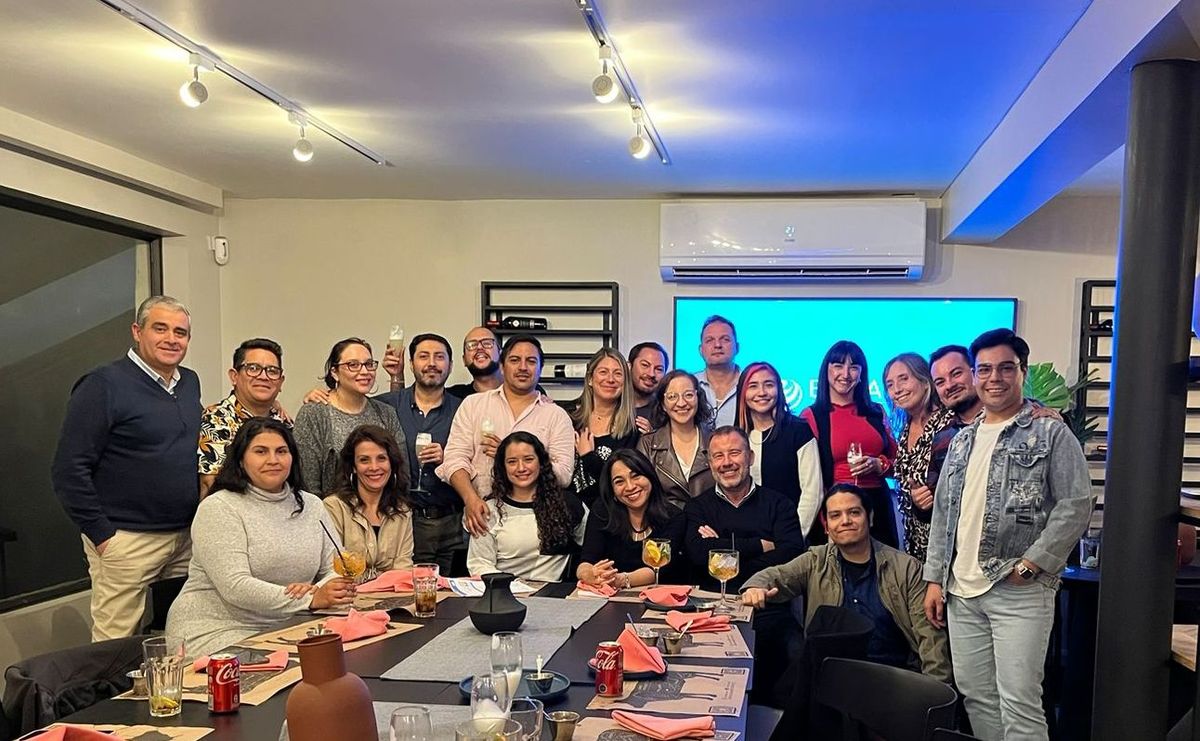 Equipo de Expan Tours. 