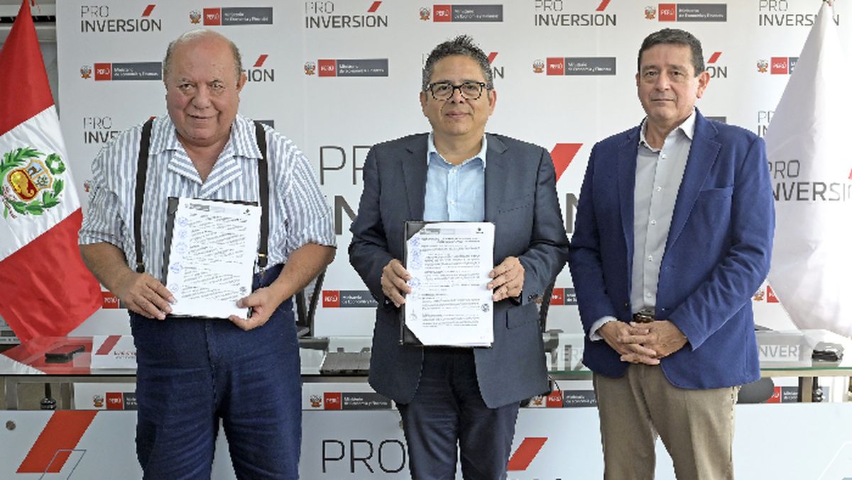 Autoridades de ProInversión y el Gobierno Regional de Tacna firmaron acuerdo para mejorar el transporte y promover el desarrollo económico entre Perú y Chile. - Ladevi Medios y Soluciones Autoridades de ProInversión y el Gobierno Regional de Tacna firmaron acuerdo para mejorar el transporte y promover el desarrollo económico entre Perú y Chile.