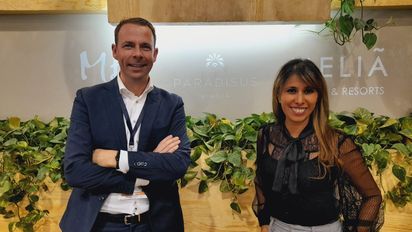 Markus Haack, director de Ventas y Marketing de Meliá Hotels International, y Mitzi Torres, directora de Ventas Leisure para México y Latinoamérica.