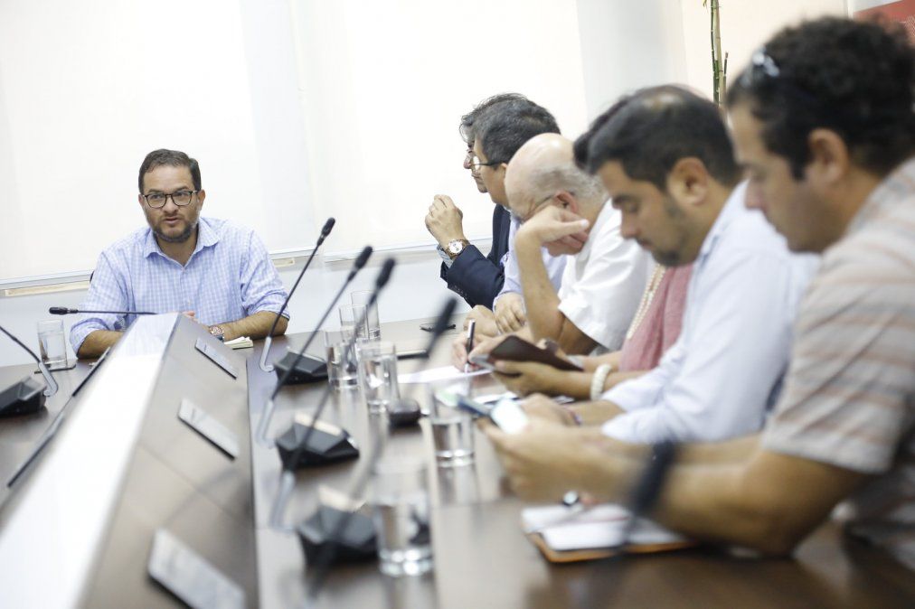 Ministro Vásquez en contacto con gremios turísticos - Ladevi Medios y Soluciones Ministro Vásquez en contacto con gremios turísticos