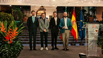 Turespaña reunió a representantes del sector turístico, medios de comunicación e instituciones bajo el lema “Viajar en libertad: ser quién eres donde quieras”.
