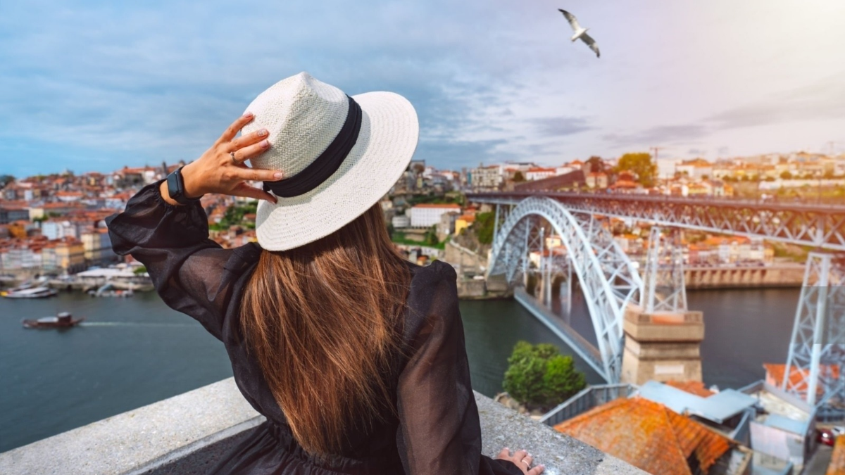 Déjate impresionar por Oporto en tus vacaciones por Portugal.